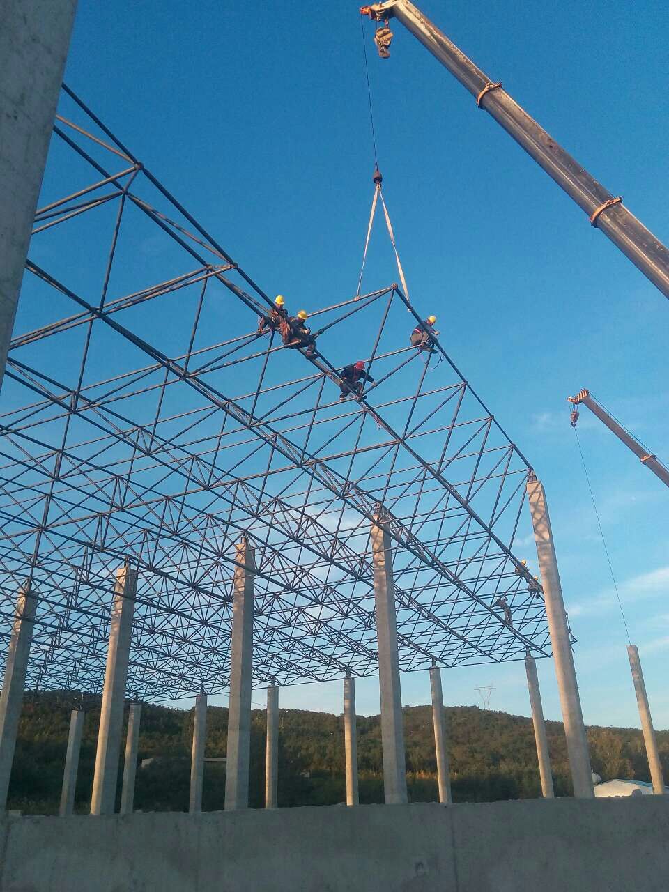 黑龙江汪清物流园网架